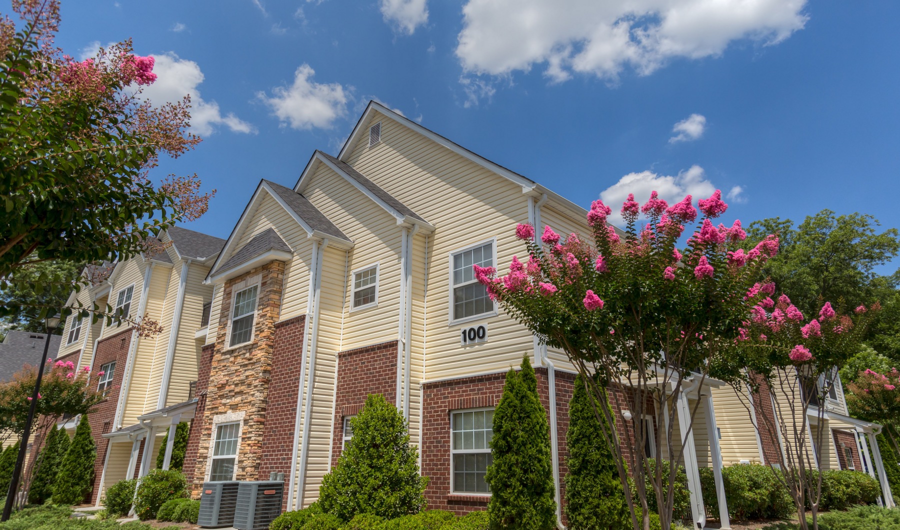 Picture-Perfect Living Picture-Perfect Living