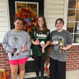 Nothing beats starting the morning with our amazing residents! three girls posing for a picture